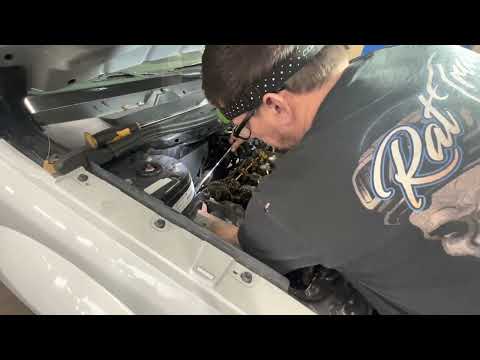 2003 Saturn Vue GM 2.2 Ecotec timing chain and water pump replacement ￼