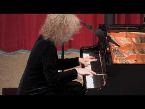 Sue Keller plays Stride Ragtime: Modernistic