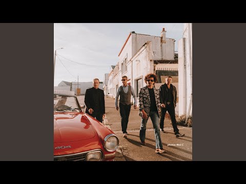 La Mélancolie Elle Me Suit - Alala Club