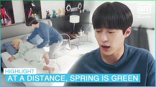 Download lagu It took Soo-hyun lots of effort to wake up Jun | At a Distance, Spring is Green EP11 | iQiyi K-Drama mp3