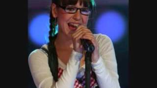 danna paola-de aqui para alla