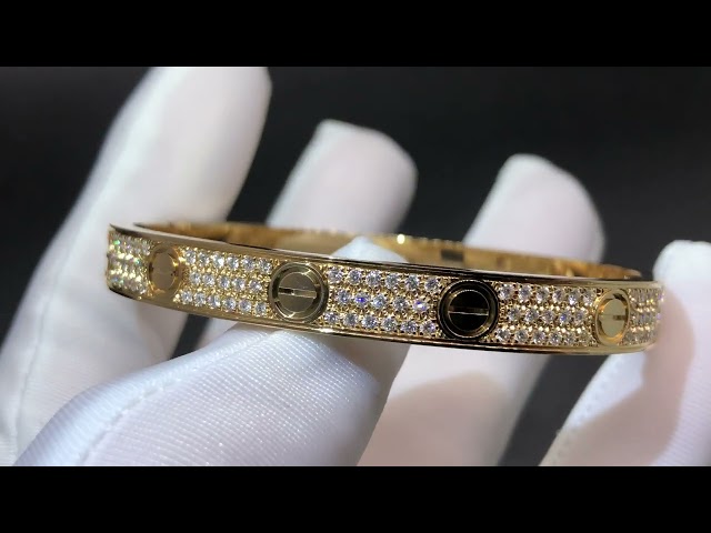 Vídeo relacionado con The Yellow Shine Pave Diamonds Gold Cross Sudadera