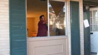 preview picture of video 'Replacing old window with new vinyl 2-1 slider window, Terrytown, LA'