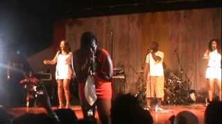 Fantasia- LIVE in Trinidad (Shout out to Jaheem)- Truth Is/ Ain't Gon Beg