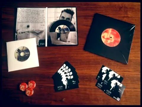 LIGHT BOX - hors serie 02 - Baptizein and secret yolk