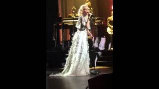 Gwen Stefani - Start A War [Live at Orpheum Theatre 02/07/2015] EIT Exclusive