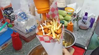 cóno de Boneless & papás en Gustitos Valles