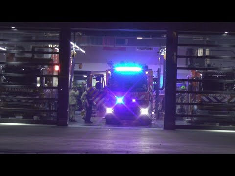 [Opkomst en uitruk] Vrijwillige brandweer Barendrecht met spoed naar brandalarm!