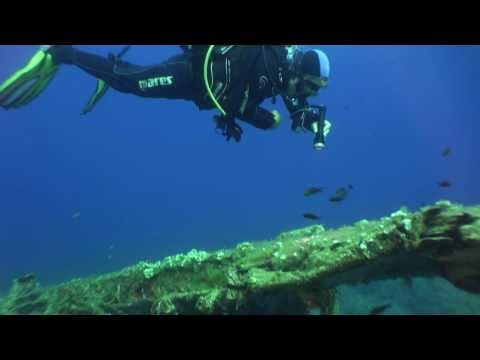 The Punta Nera Cessna Wreck (Elba - with OmniSub) HD