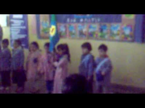 Dylan Nahuel escolta de la bandera Nacional