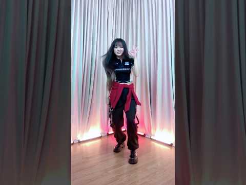 LE SSERAFIM 'SPAGHETTI (feat. j-hope of BTS)' dance 🍝 #le_sserafim #eat_it_up_spaghetti #kpopdance