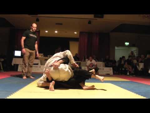 SubF15teen: Match 11 - Tony Riley(CB) v Ben Hodge(BFCUK) 88kg GI (part2)