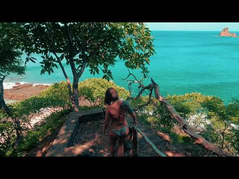 A morning walk in Playa Madera