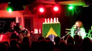 SOULFLY &#39;&#39; Defeat U &#39;&#39; Intervention &#39;&#39; live@ Manchester Club Academy 2012 (HD)