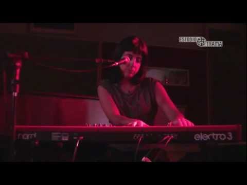 Thiago Pethit - "Forasteiro"