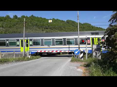 Passaggio a livello Ponti (AL) - Level crossing - Spoorwegovergang