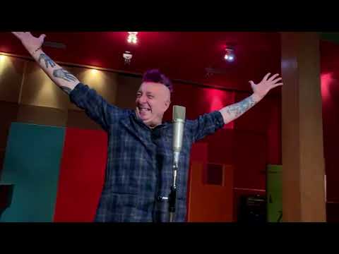 THE LOCOS & BERSUIT VERGARABAT "La Bolsa" (Videoclip)