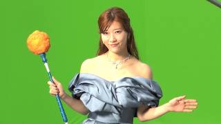 ヒコロヒーが″お姫様”姿に変身！？「もう後にも先にもない」　ローソン新 TVCM「からあげクン うますぎてパラダイス」篇