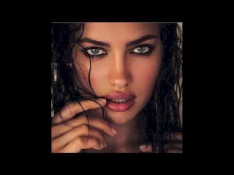 Мот – Женщина ft Миша Крупин