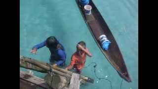 preview picture of video 'nanang di salakan pulau banggai sulawesi'