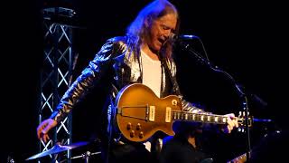 Robben Ford - Somebody's Fool - 10/21/17 The Rose - Pasadena, CA