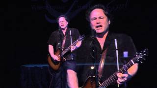 FREEDOM OF THE ROAD--Martin Sexton at the Canyon Club 5-16-2013