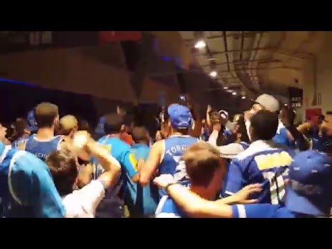 "Queremos a taça" Barra: Torcida Fanáti-Cruz &bull; Club: Cruzeiro