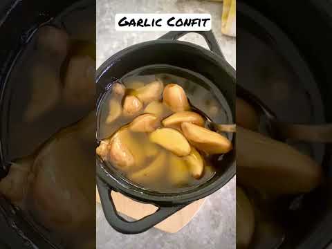 How to make garlic confit at home?