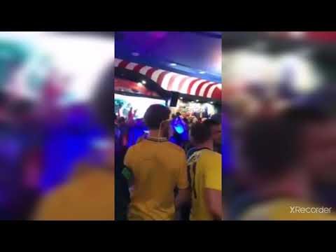 Viva México cabrones se pone la piel chinnita.