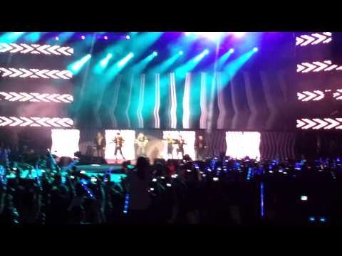 [Fancam] Super Show 5 in Argentina - Intro+Mr. Simple