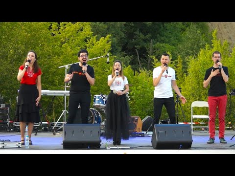 Jam on the River - A Star Is Risen “ Изгрела ми е “ - Spectrum Vocal Band