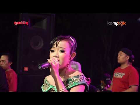 OM ADELLA selimut biru voc. ARNETA julia live bangkalan madura
