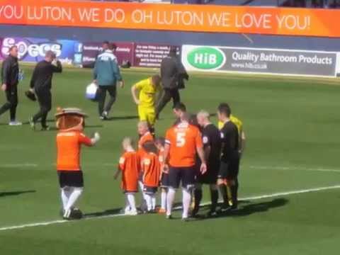 Matchday Luton Town v Burton Albion Sat 11th April 2015