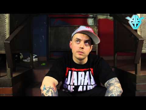 AA TV odc. 11 - "Rap Schodek 2" [Heeel Yeeah] [Słoń/Paluch/Mikser/Hades/Tomb/Quebonafide/Soina...]