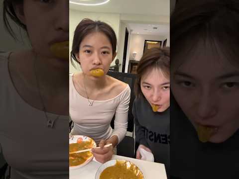 [Zhou zhou] My bestie treats me so well …