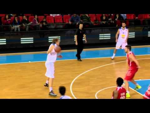 MAGIC! Insane dunk by Uroš Luković!