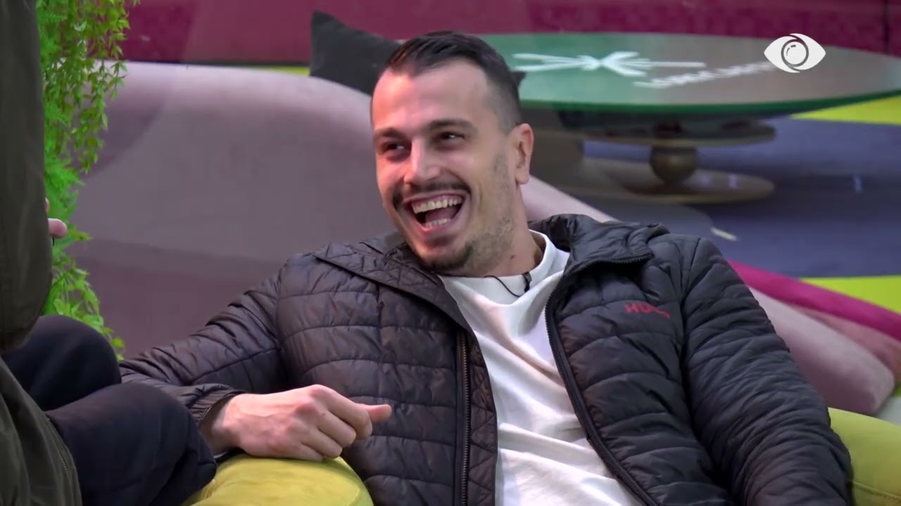 “Miri dy gjëra ka…”/ Mateo dhe Kristi diskutojnë me Selin: Paske rrugë vajtje-ardhje