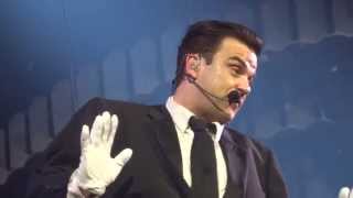 ROBBIE WILLIAMS - No One Likes A Fat Pop Star - Hamburg 21/05/2014
