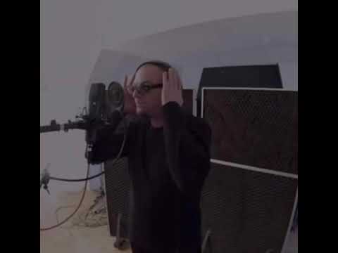 Unplugged alice in chains tribute cover~Frogs~Vocals by MvdP! Music by MF!