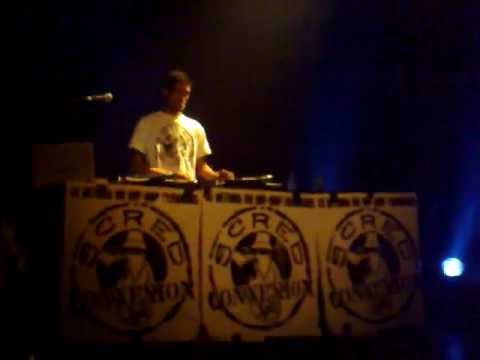 Battle DJ Veekash VS DJ Simsima / Live Barbey 14/05/10