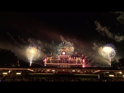 4K Disney's Celebrate America FIREWORKS - Fourth of July 2018 - Magic Kingdom, Disney World