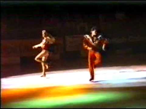 HOLLYWOOD ICE FOLLIES 2