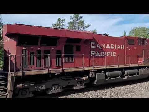 A beautiful Ingolf morning 🌄 and a heavy grain train slogs past. August 13, 2022.