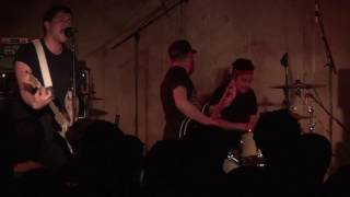 THE MENZINGERS -  Sun Hotel [HD] 01 MAY 2012