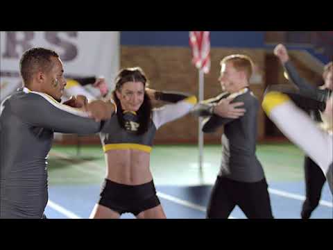 Bring It On: Worldwide #Cheersmack (Featurette 'Four Team')