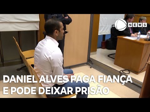Daniel Alves paga fiança e pode deixar a prisão