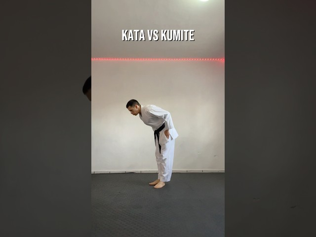 Vídeo relacionado con Kamikaze Karategui Premier Kata, Traje de Karate para Competición Kata, 100% Algodón, Peso Medio, Color Blanco (2/150 cm)