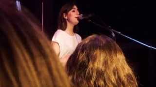 Dodie Clark Little Room Live