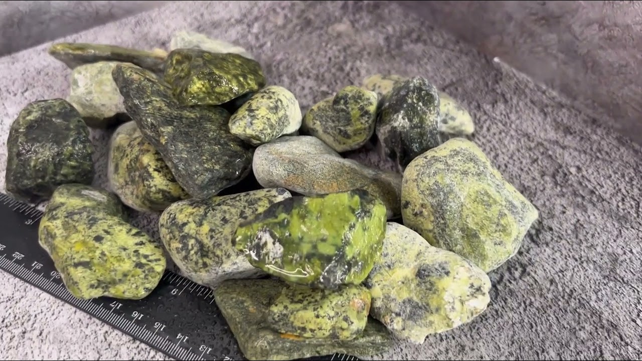 Змеевик галтованный 20-40 мм