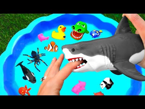Wild Zoo Animals Toys - Baby and Mom Learn Animals Names - Educational Toys for Kids
